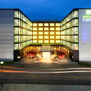 Express Zuerich Airport By Ihg Hotel Rumlang